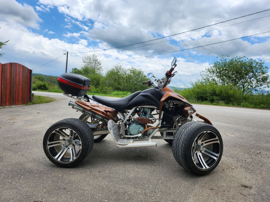 Vând atv/quad 250cc