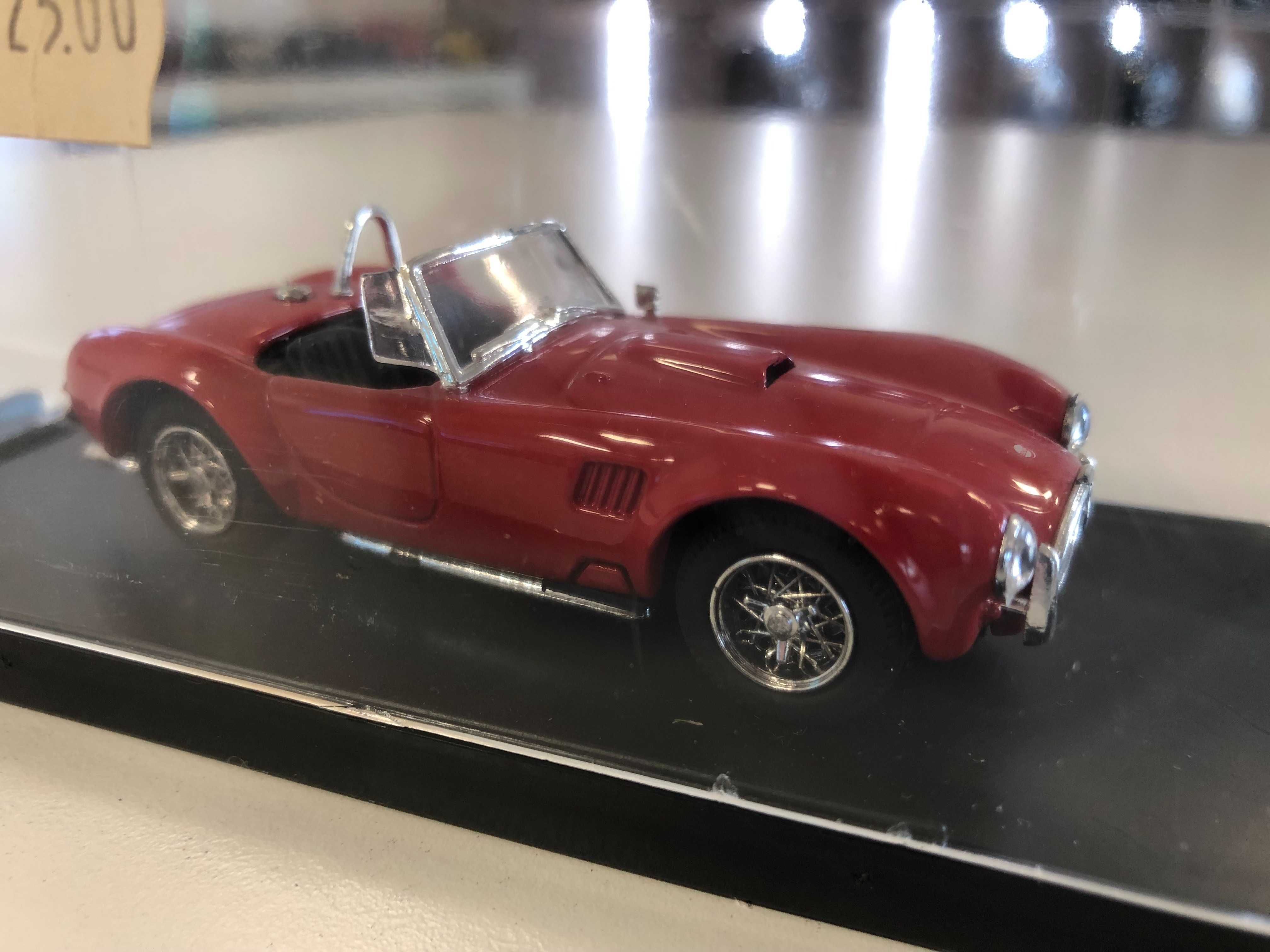Колекционерски модел метална количка AC COBRA SPYDER STRADALE 1:43 NEW