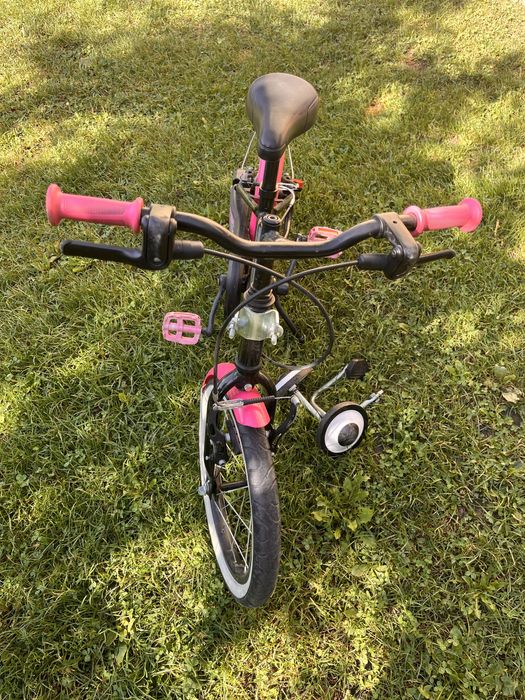 Bicicletă copii cu roți ajutătoare