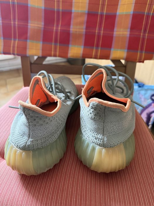 Adidas yeezy 350 desert sage