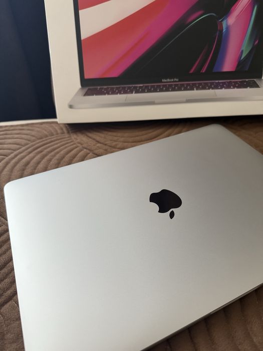 Продам macbook pro