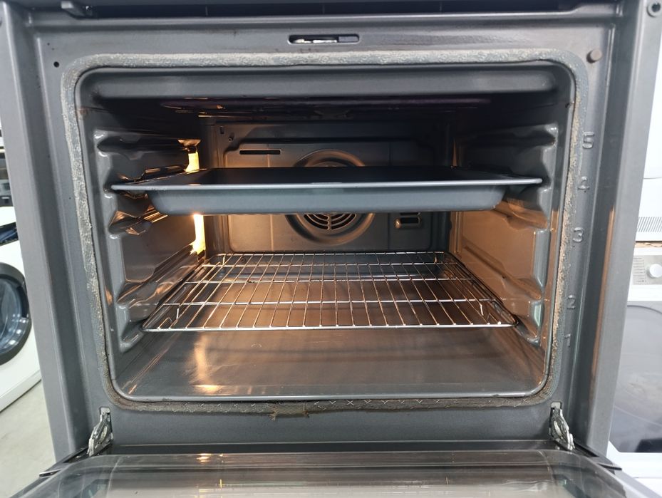 Фурна за вграждане Bosch -Пиролиза