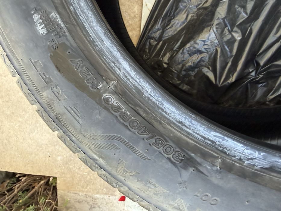 Cauciucuri vara X6 Bridgestone ,doua marimi 305/40/20 si 275/45/20 !