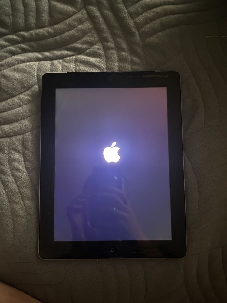 Продам iPad Air2 верисия 9.6.3(13G37)