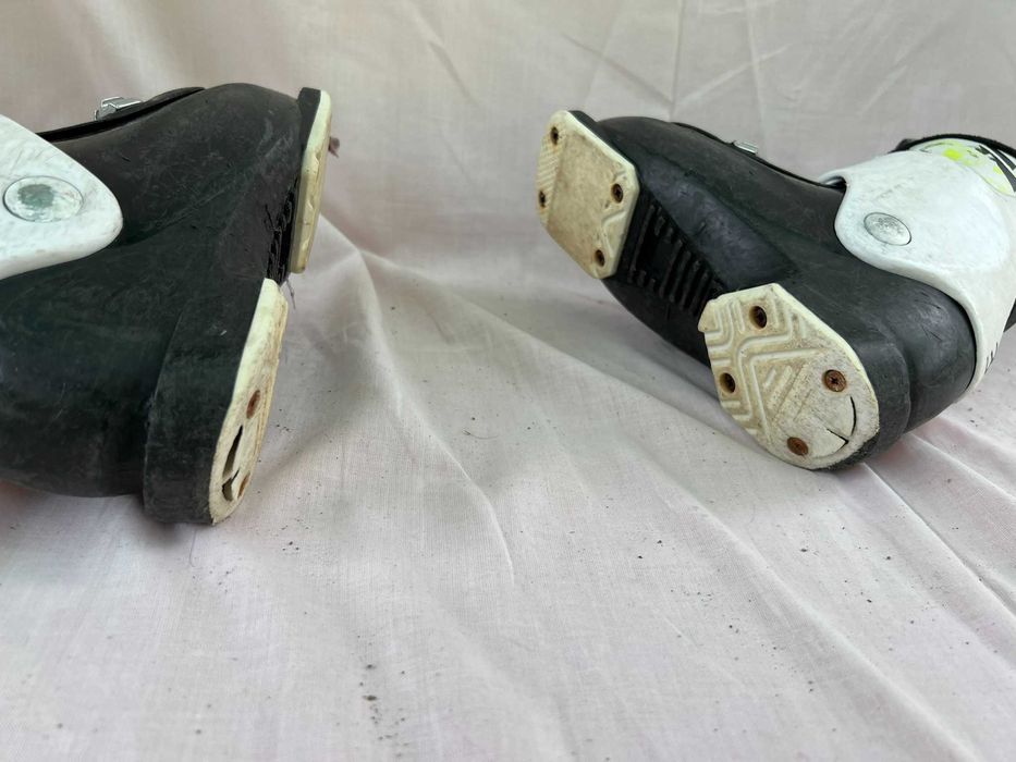 Clapari ski schi Head Edge J marime EUR:30 Mondo:19.5