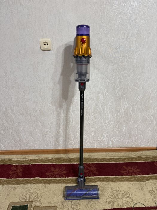 Продам пылесос dyson v 12 detect slim absolut