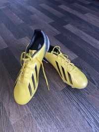 Бутсы Adidas F10