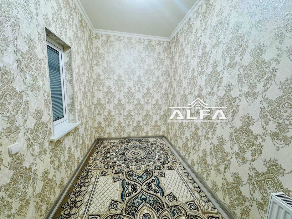 Buxoroda kvartira sotiladi 3 xonali 85m2 2-qavat.