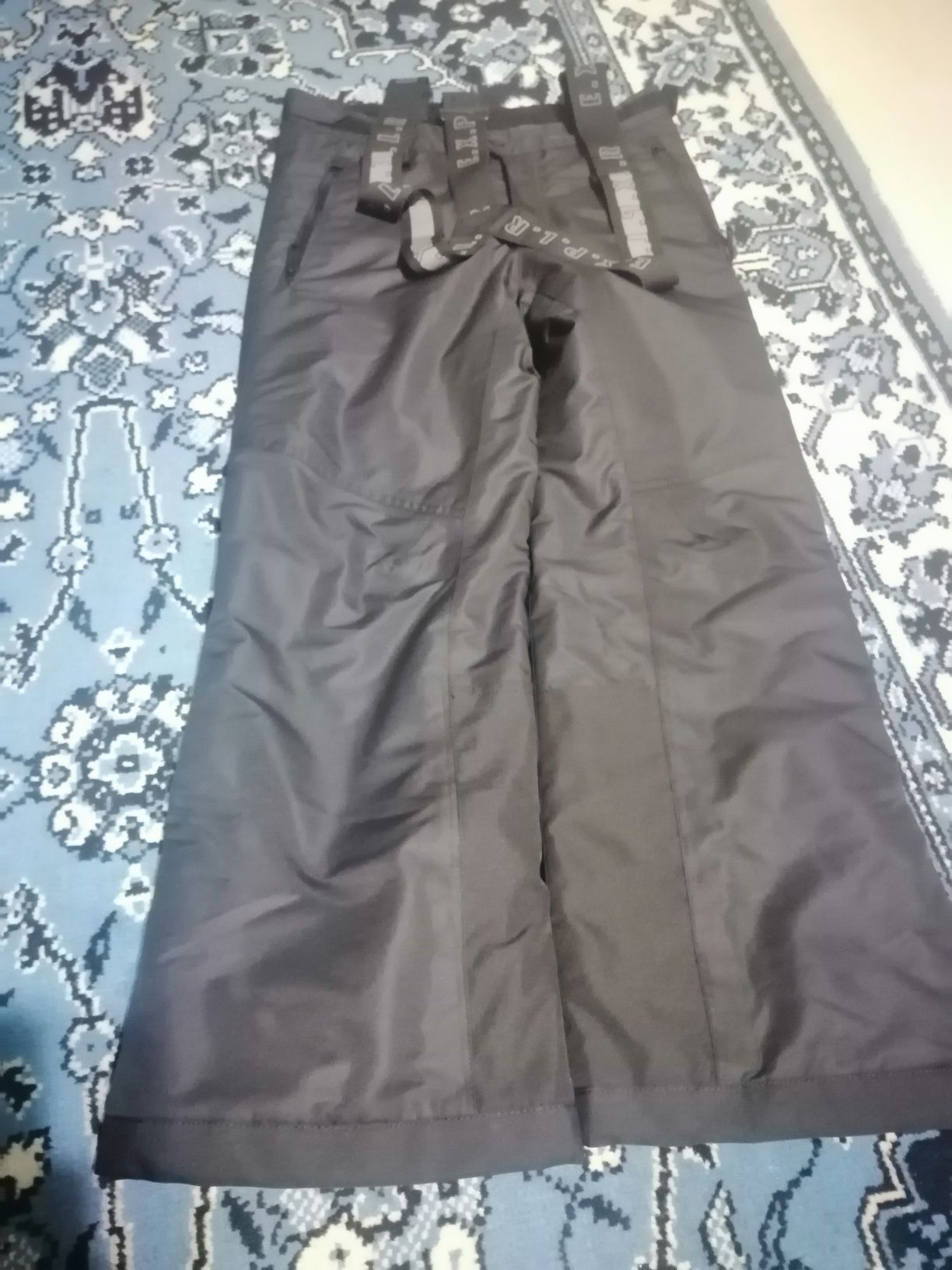 Pantaloni zăpadă impermeabili H&M 152 cm