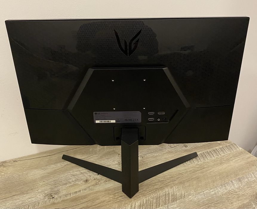 Monitor GamingUltraGear LG 24GQ50F-B 165Hz 1ms