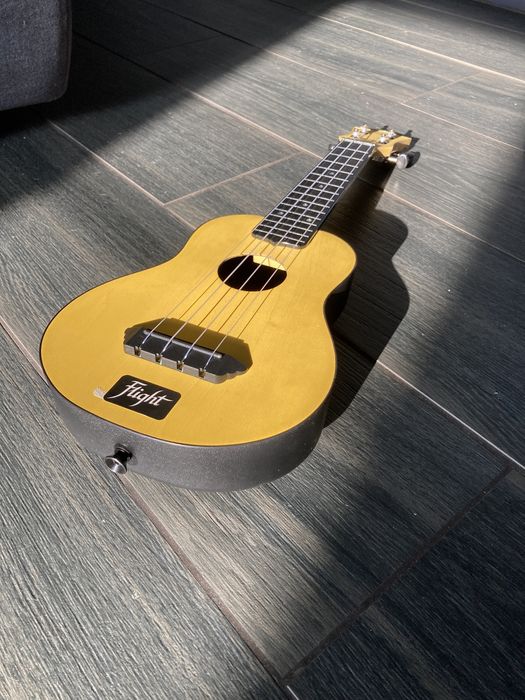 укулеле FLIGHT
