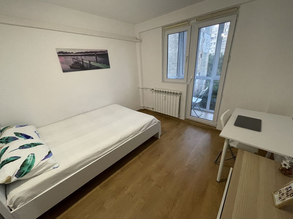 Vand apartament 3 camere zona lujerului, veteranilor