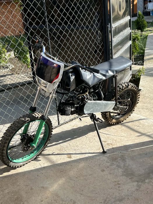 Vand Motocross de 125cc funcional