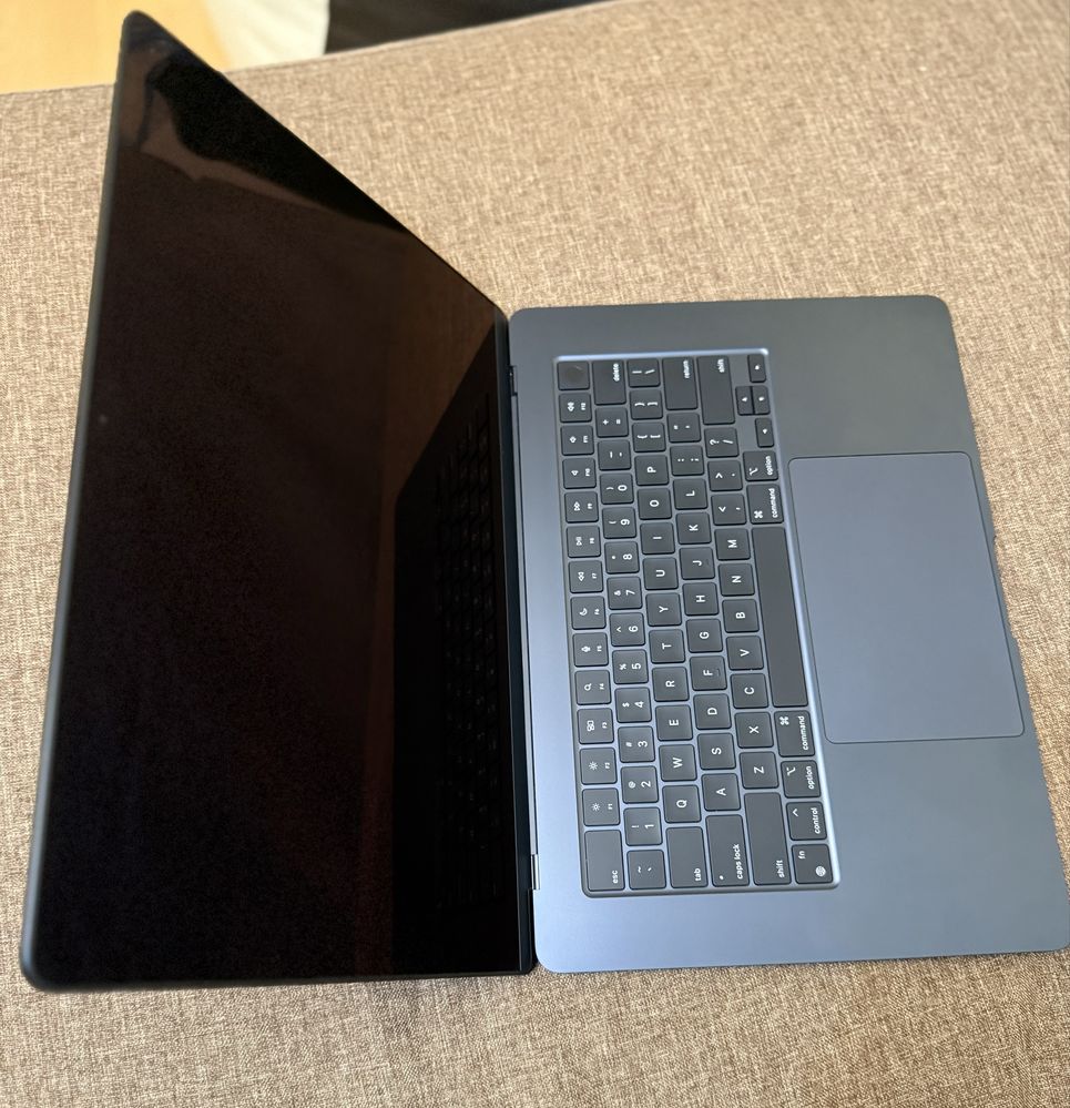 MacBook Air 15” M2 (2023) ОТЛИЧНО СЪСТОЯНИЕ