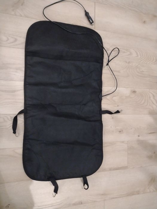 Husă auto cu încălzire