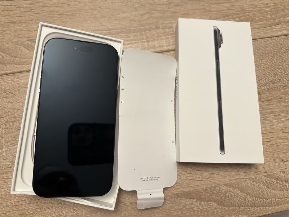 Vand iPhone Air 5G, 256GB, eSIM, Negru