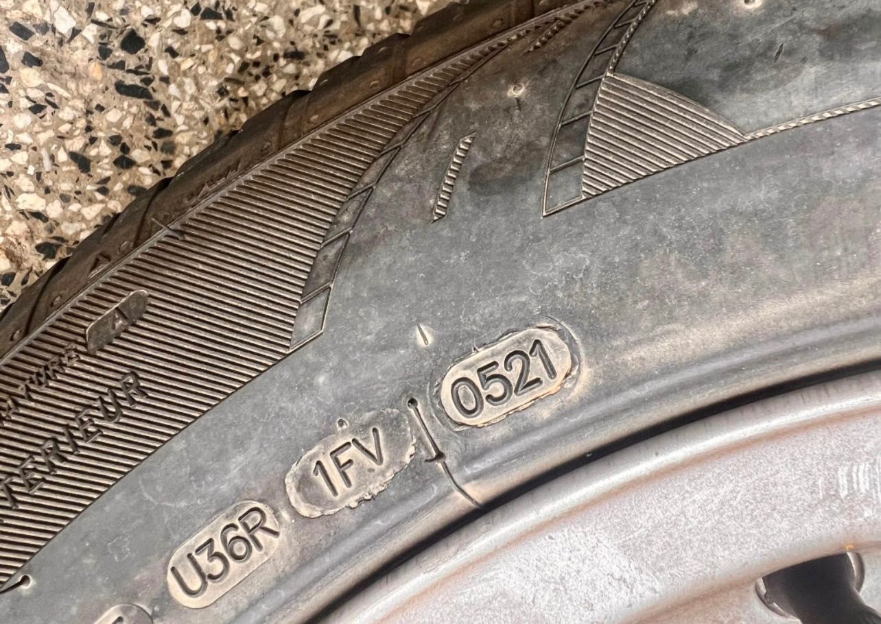 Гуми 225/55 R16 комплект с джанти