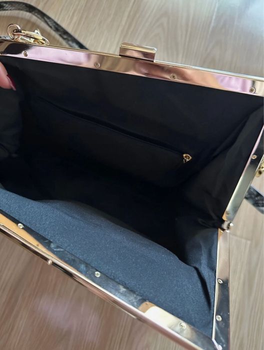 Asimetrica damă stare foarte buna