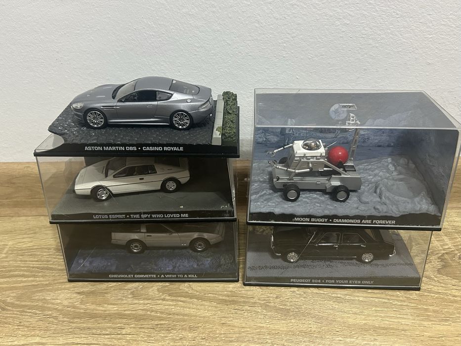 masinute de colectie 007 Aston Martin Lotus Esprit Chevrolet corvette