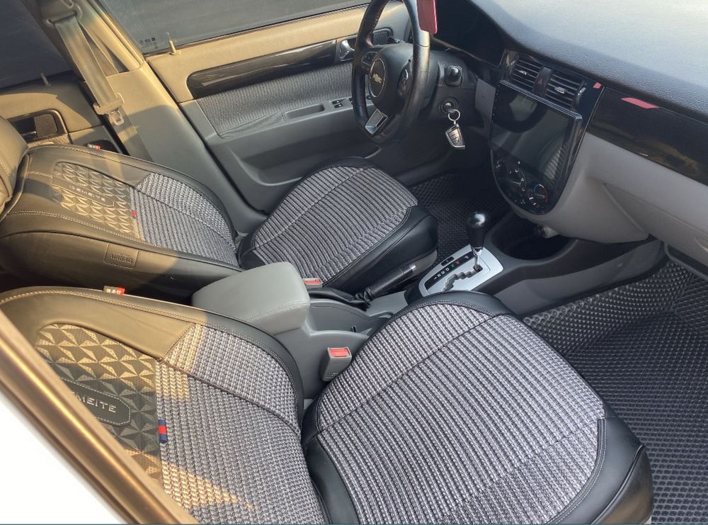 Lacetti avtomat 1.8 ideal