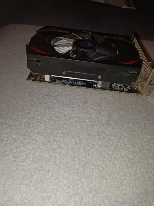 Видео карта Amd radeon rx red devil 550 rx 4gb