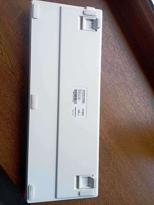 продам клавиатуру новую механическую