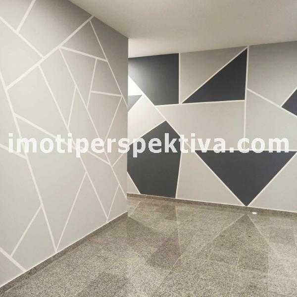 Продава се Тристаен апартамент в Пловдив, Христо Смирненски - 132 кв.м за 1205 €/кв.м - Снимка #9