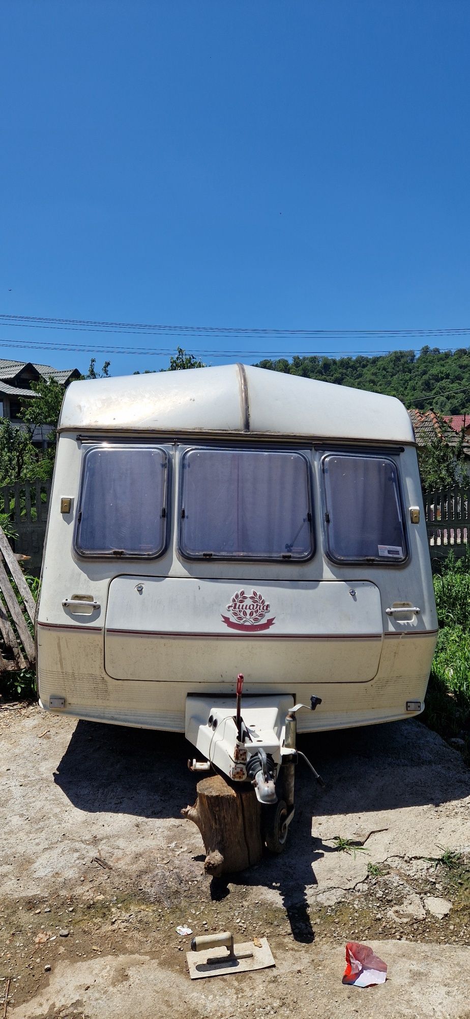 Vând rulota prestige