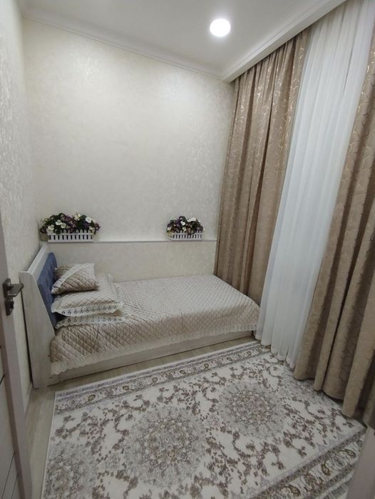 Юнусабад-13 квартал 2-3/3/4 балкон 1.5/6 мебель техника евро ремонт