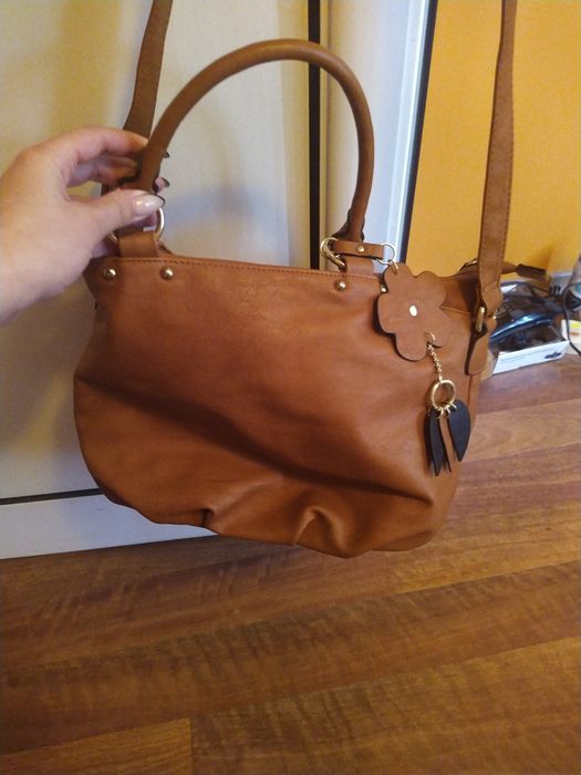 Дамски чанти различни модели