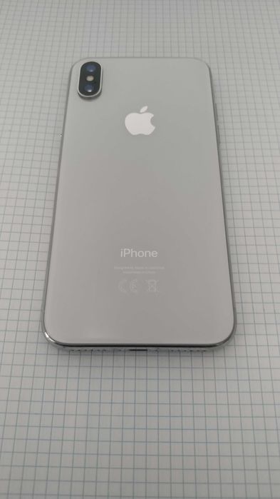 iPhone X , 64 GB.
