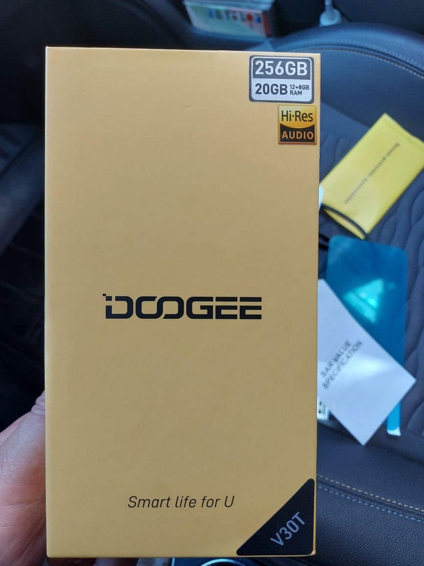 Продаван DOOGEE V30 T