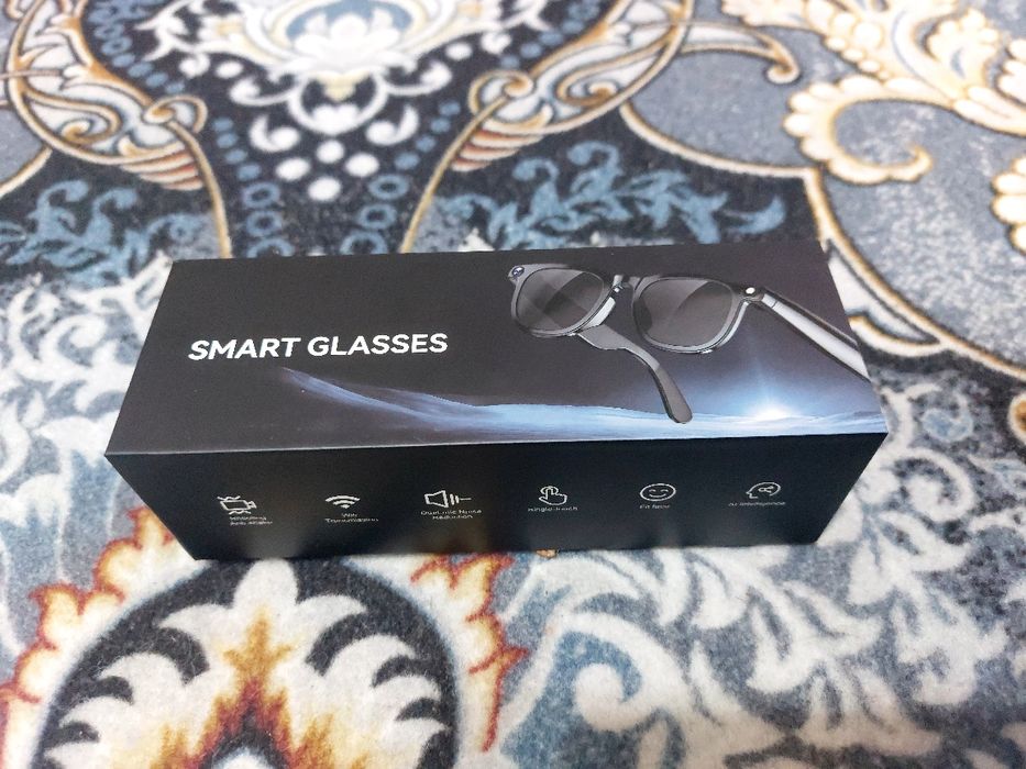 Smart glasses aqlli ko'zoynaklar