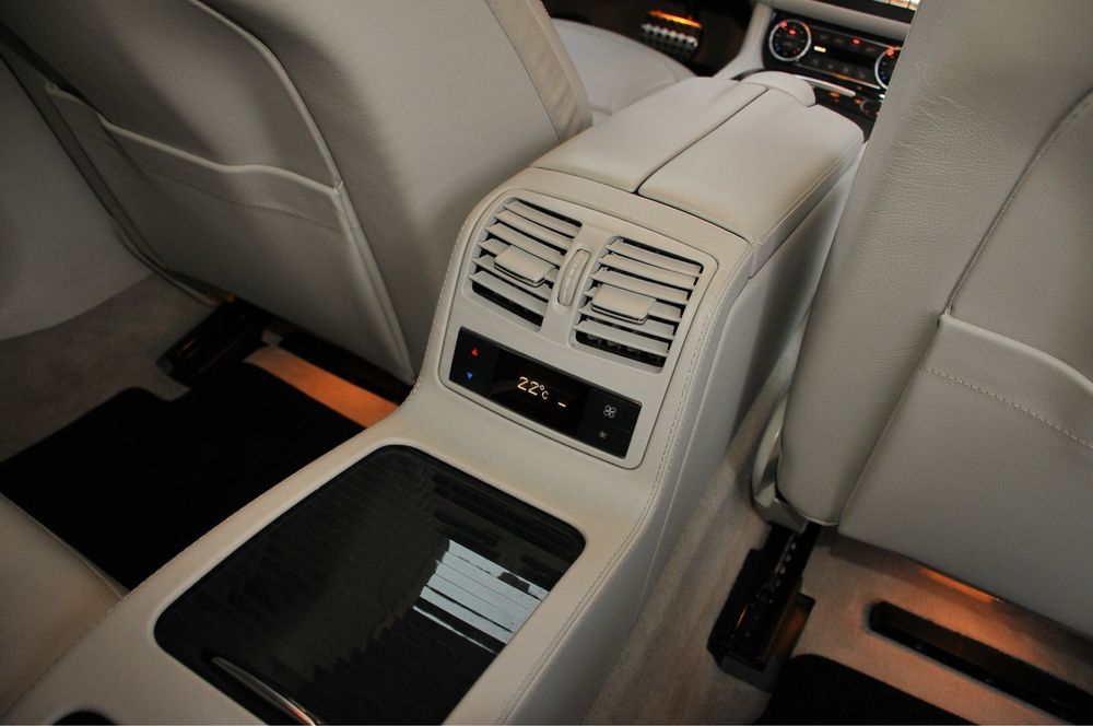 Mercedes-Benz Cls AMG 350d 4matic 258cp Harman/Perne/webasto/Masaj