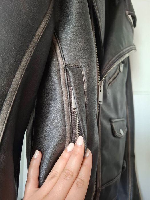 Мъжко кожено яке- Zara