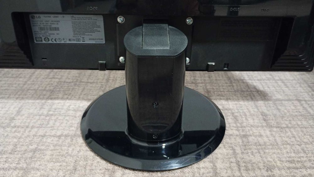 Monitor LG Flatron L225WT 22 Inch