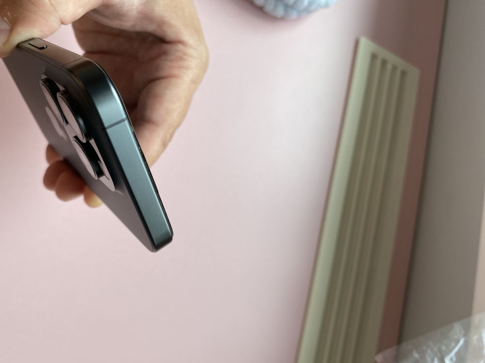 Iphone 15 pro 256 Гб