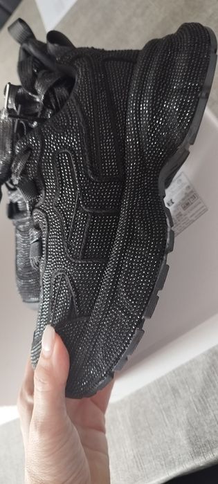 Маратонки с камъни - 23,5см стелка