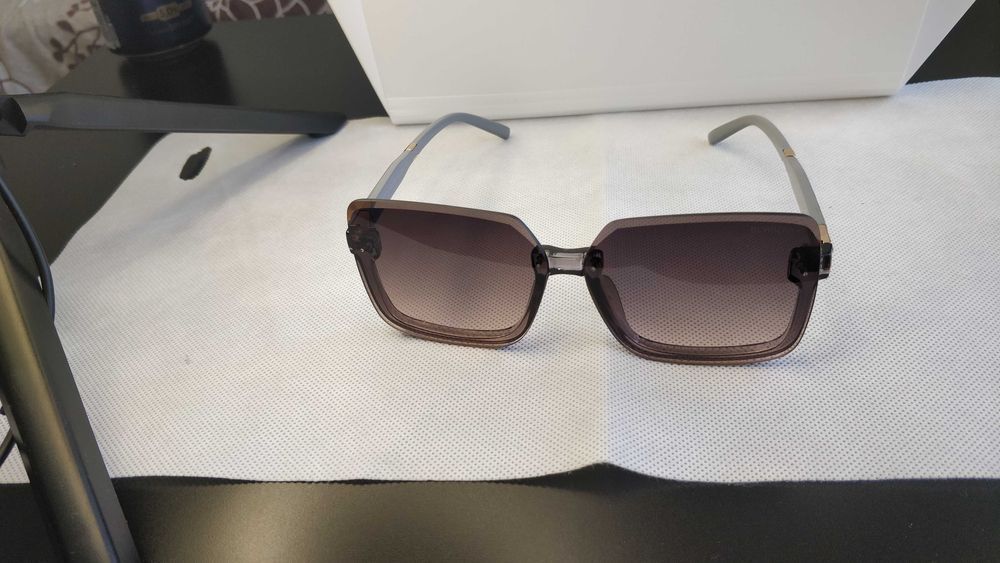Ochelari de soare BURBERRY 90070-1 GRI