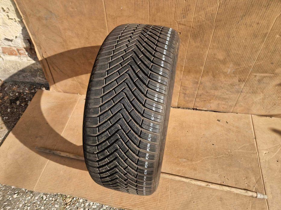 1 Continental R19 245/45
Зимна гума 
DOT1223