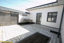 .Участка 2сотих янги ремонт 4та хона 1та ошхона подвол 2та санузел Сер
