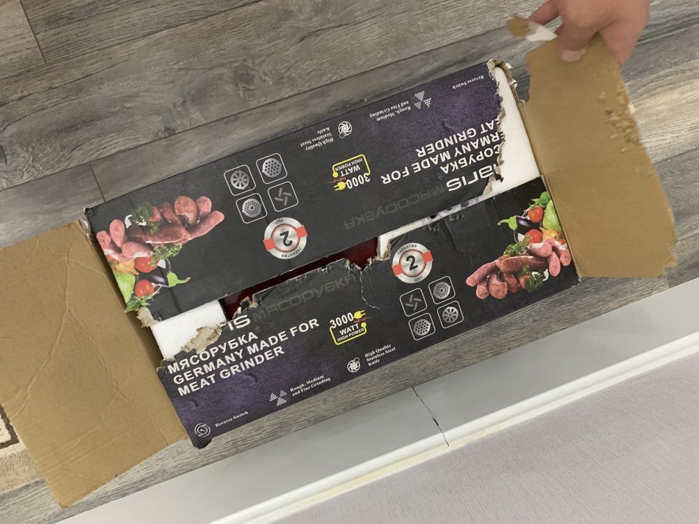 Мясорубка polaris продам срочно