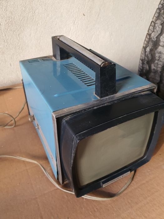 Съветски телевизор Електроника ВЛ 100