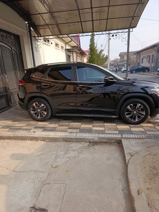 Tracker 2 Premier 2023