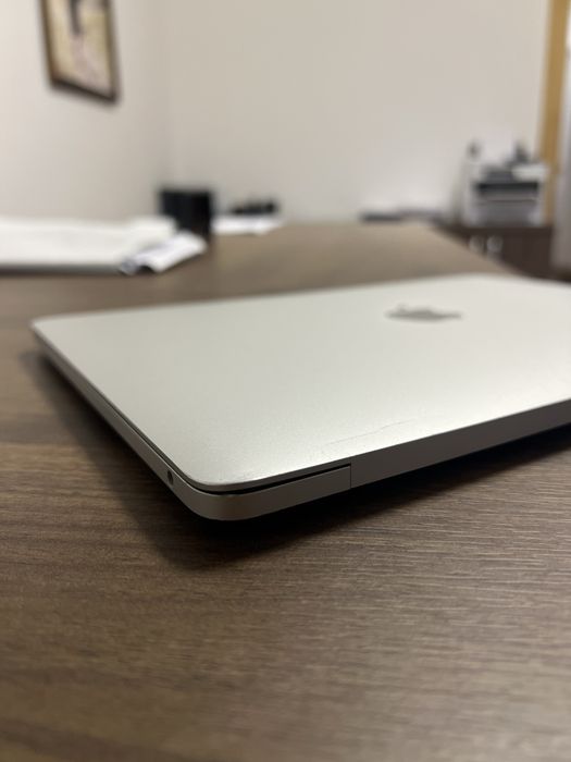 PENTRU PIESE! Macbook Pro 2020 M1 13 inch