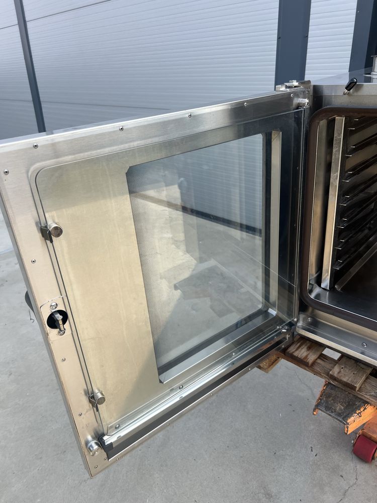 Cuptor / convectomat gaz Italia - 7 tavi GN 1/1 - 2019- 30 % din pret