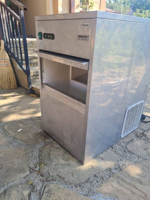 Ледогенератор 30 кг.