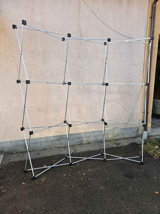 Panou Spider Pop-up / POP-UP DISPLAY  2,32m x 2,32m