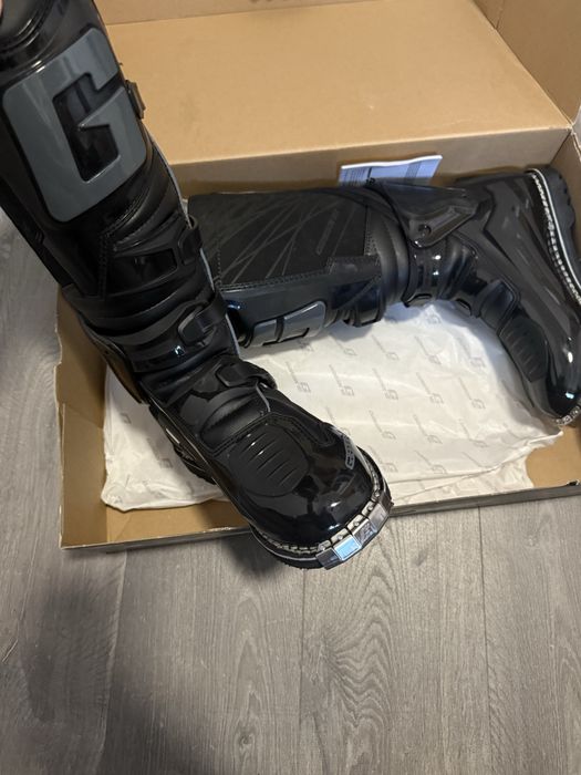 ghete/bocanci enduro cross gaerne fastback endurance