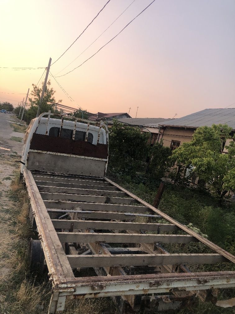 Hyundai65 2006 y